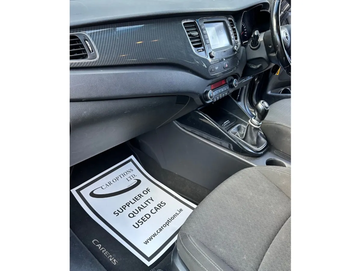 Kia Carens Estate, Diesel, 2018, Grey