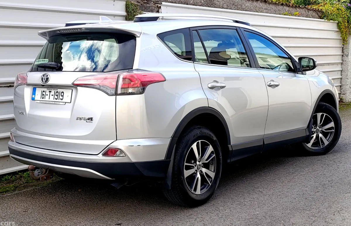 Toyota RAV4 SUV, Diesel, 2016, Silver
