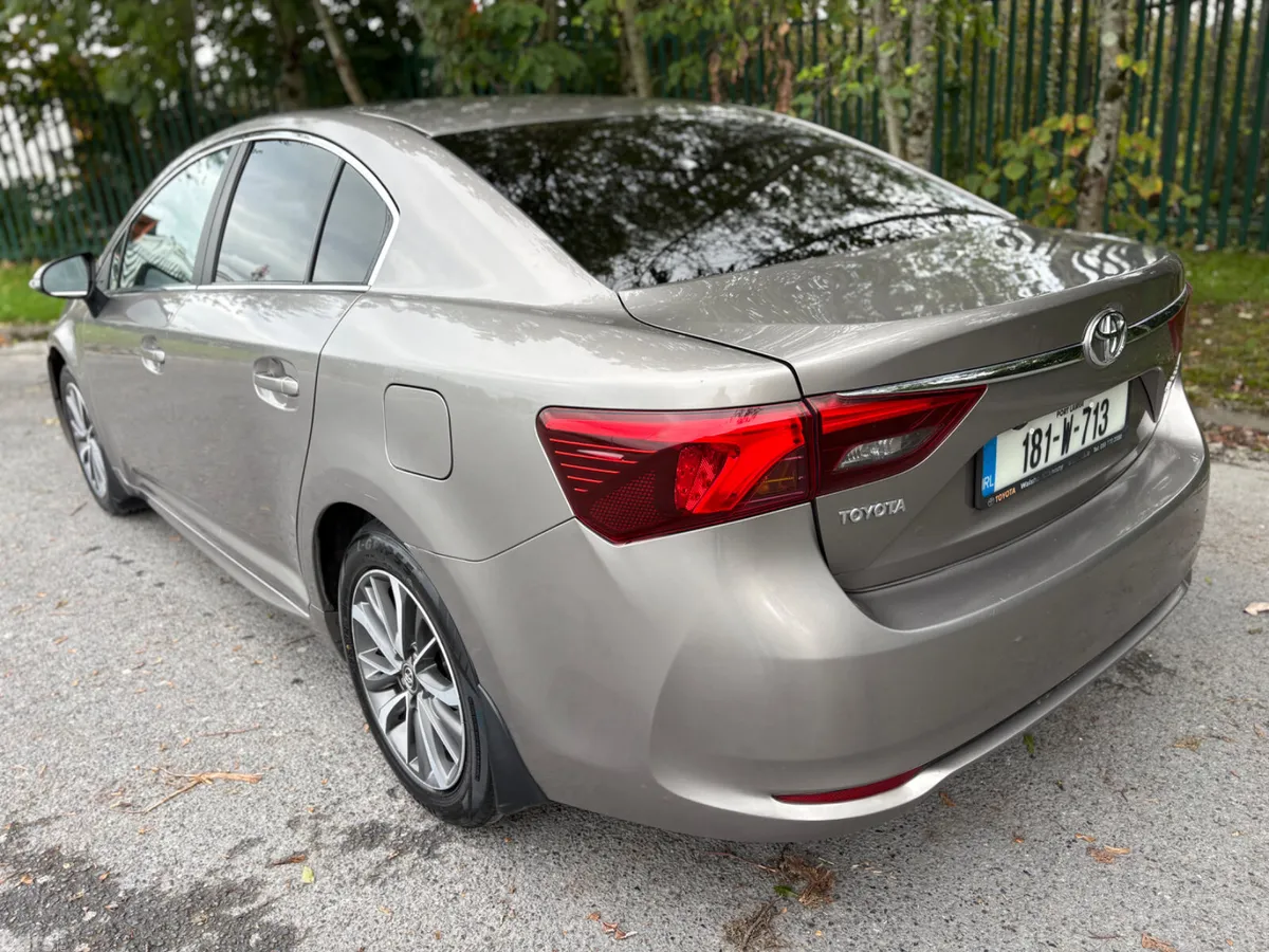 Toyota Avensis Saloon, Diesel, 2018, Brown