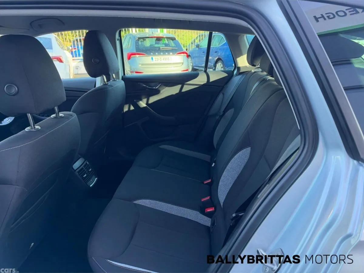 Skoda Scala Hatchback, Petrol, 2025, Silver