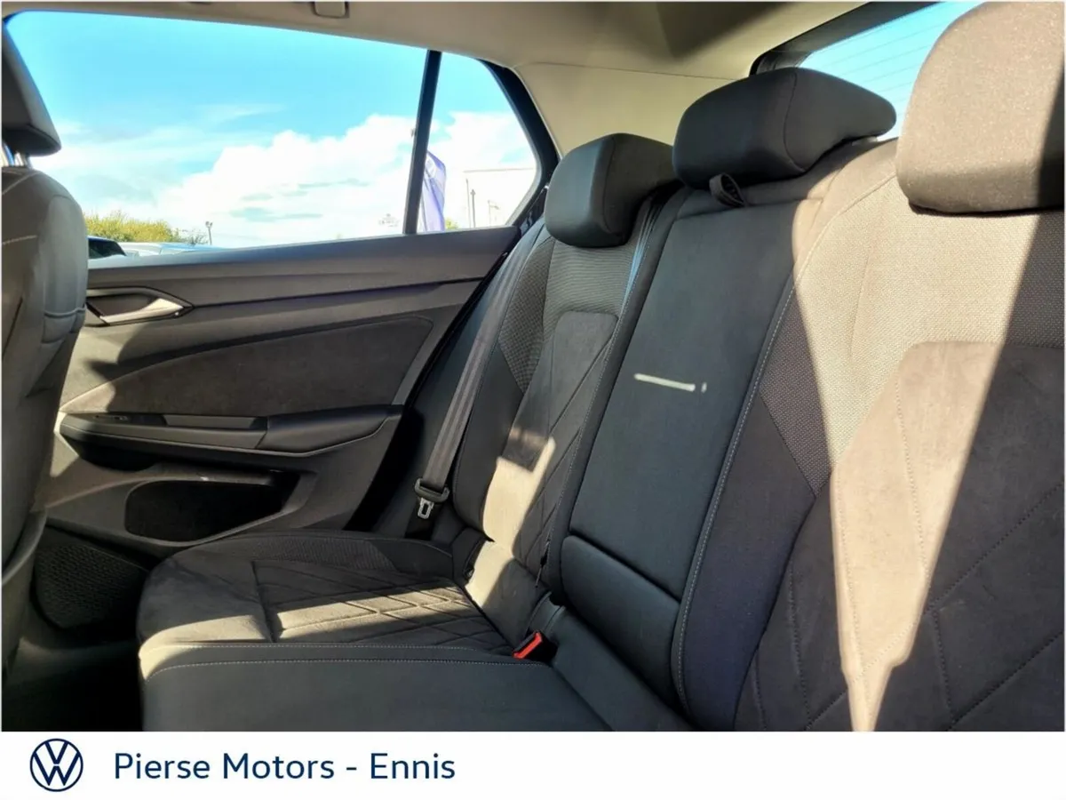 Volkswagen Golf Estate, Diesel, 2023, Black