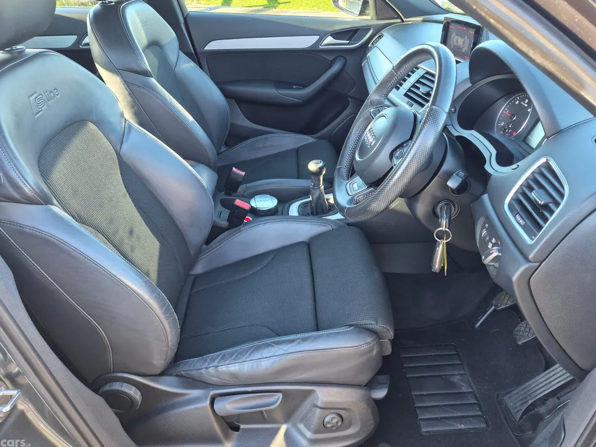 Audi Q3 SUV, Diesel, 2014, Grey