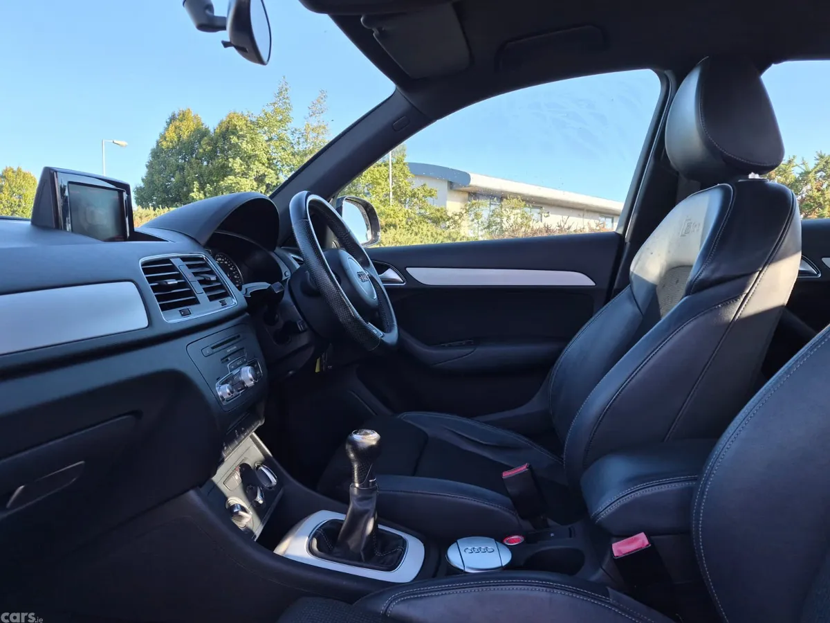 Audi Q3 SUV, Diesel, 2014, Grey