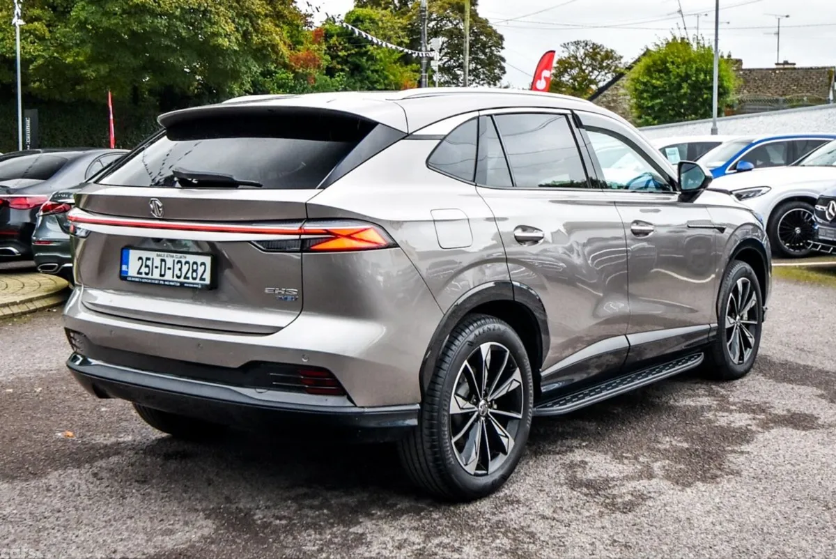 MG HS Hatchback, Petrol Plug-in Hybrid, 2025, Grey