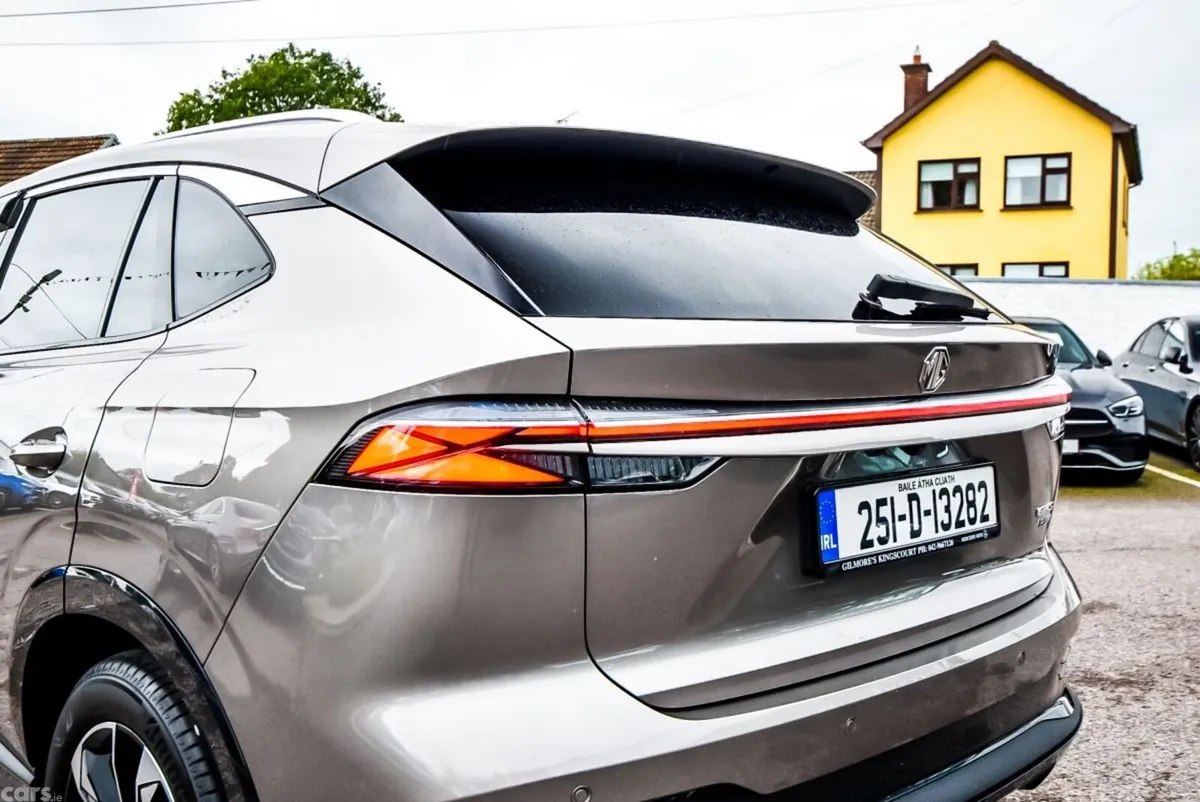 MG HS Hatchback, Petrol Plug-in Hybrid, 2025, Grey