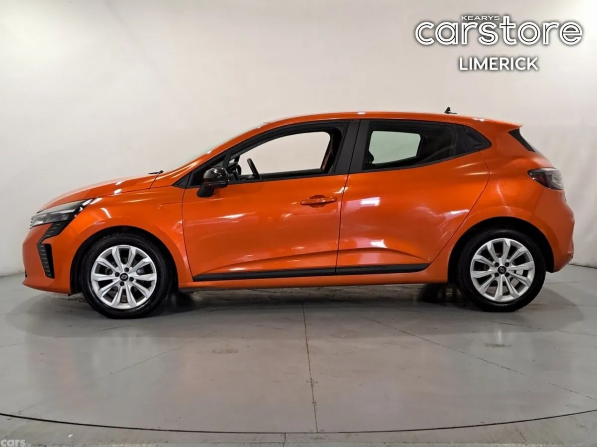 Renault Clio Hatchback, Petrol, 2024, Orange