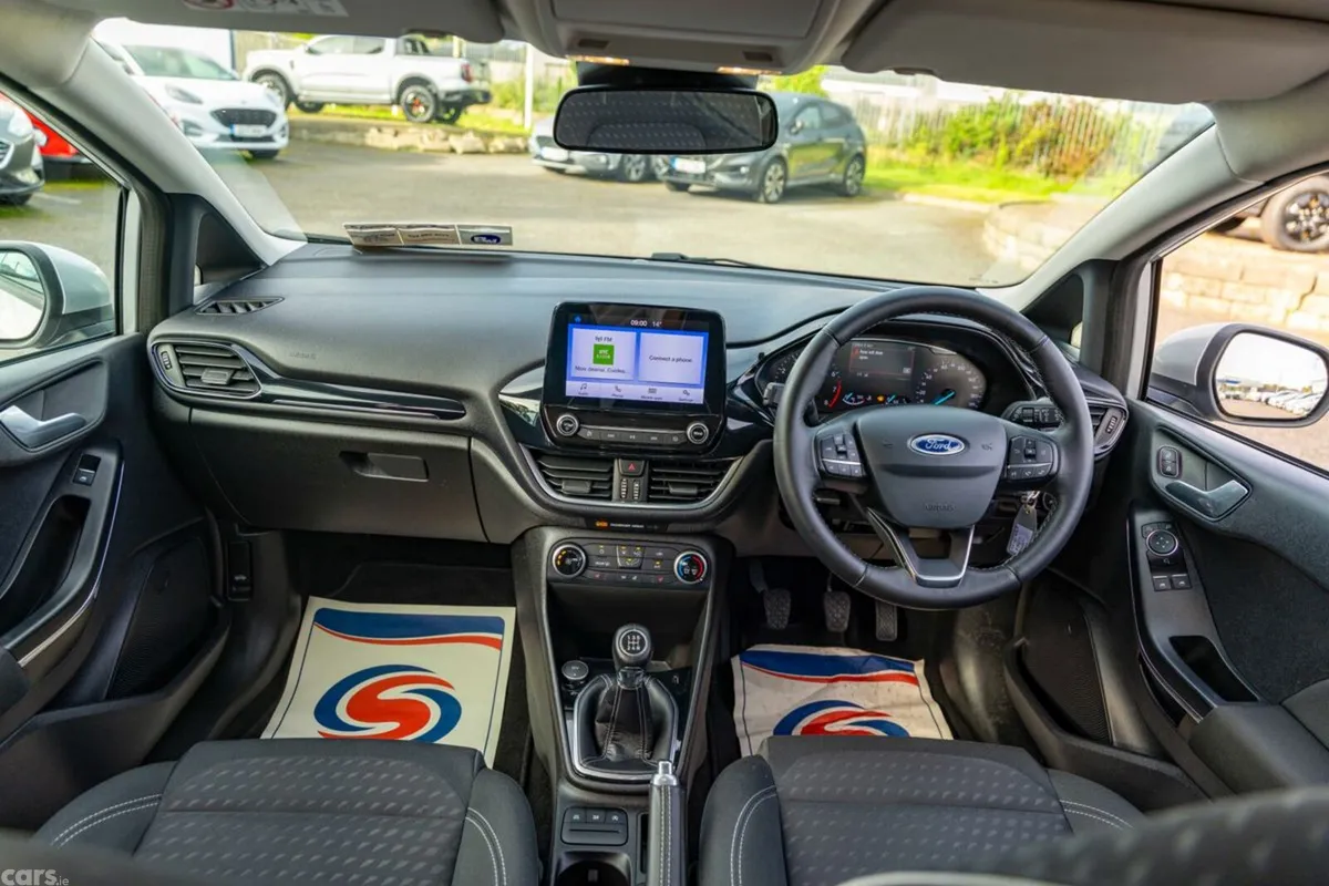 Ford Fiesta Hatchback, Petrol, 2019, Grey