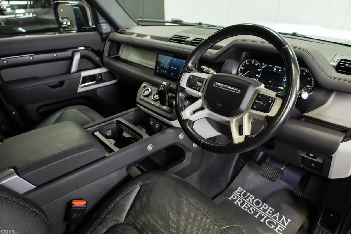 Land Rover Defender SUV, Petrol Plug-in Hybrid, 2022, Black