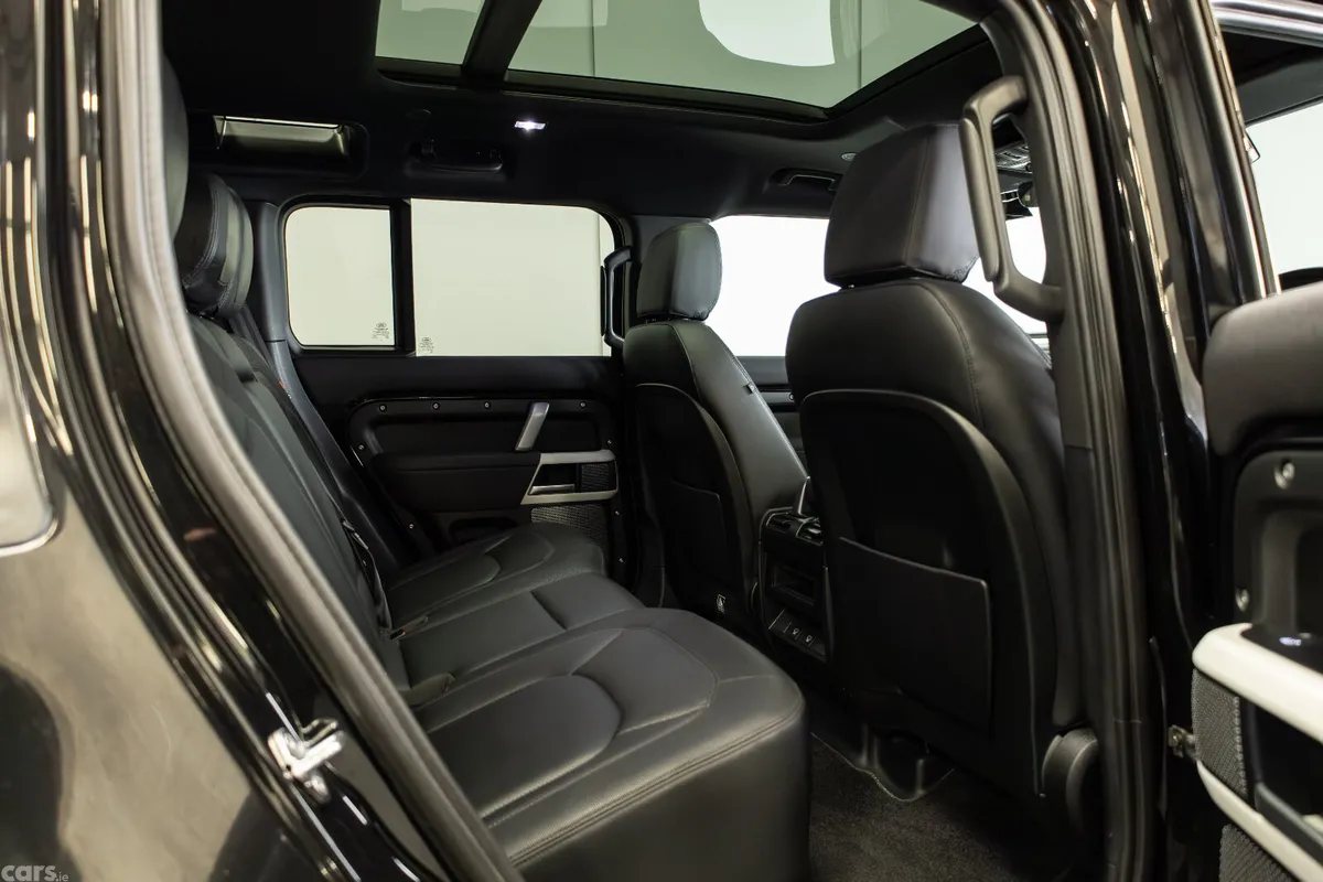 Land Rover Defender SUV, Petrol Plug-in Hybrid, 2022, Black