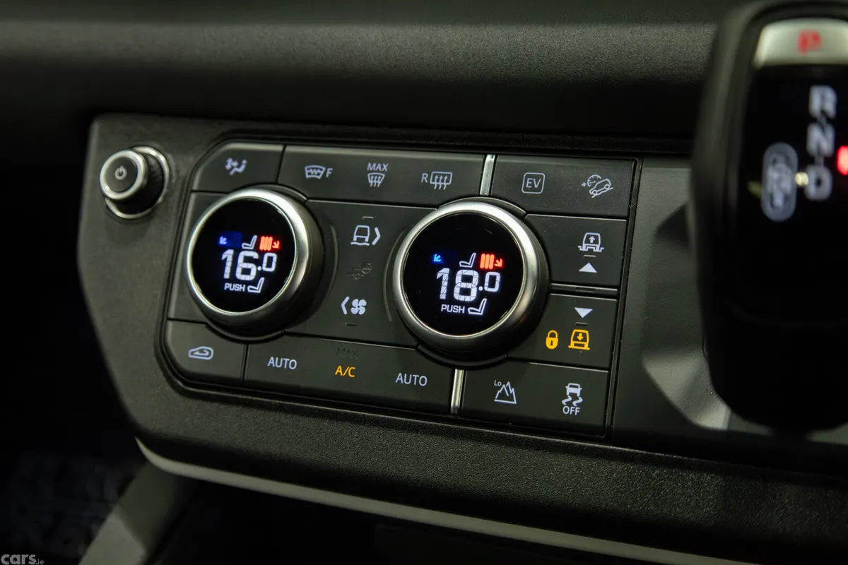 Land Rover Defender SUV, Petrol Plug-in Hybrid, 2022, Black