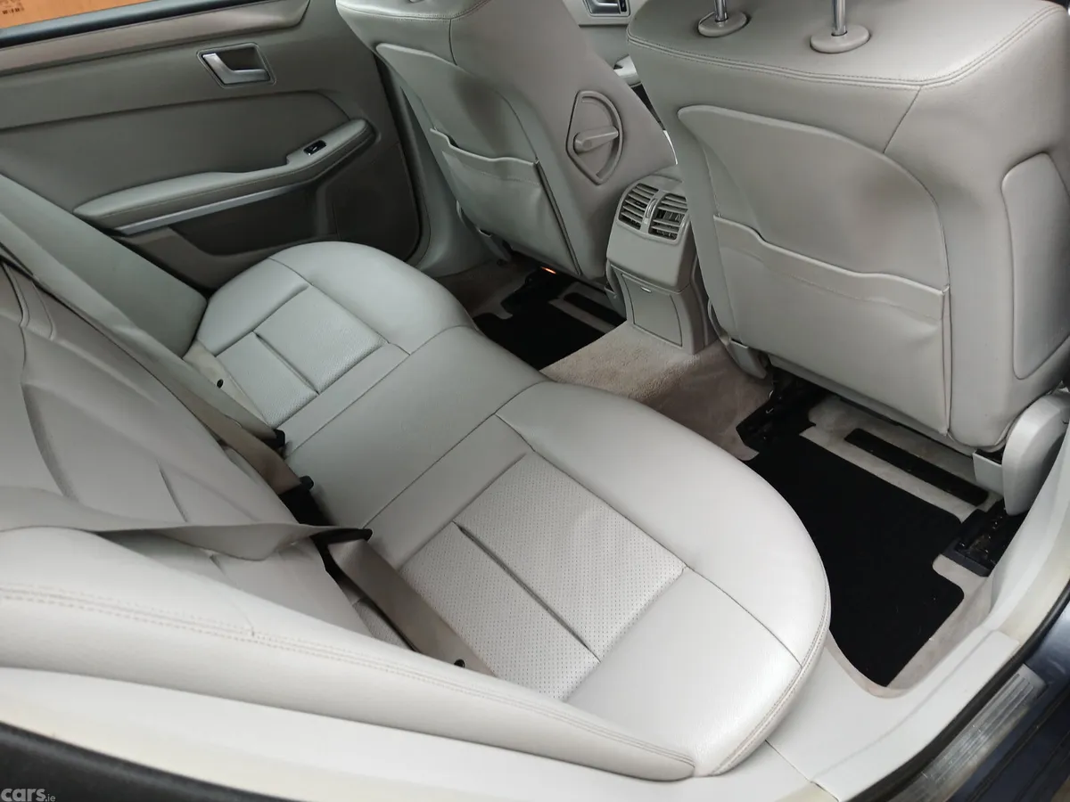 Mercedes-Benz E-Class Saloon, Diesel, 2012, Grey