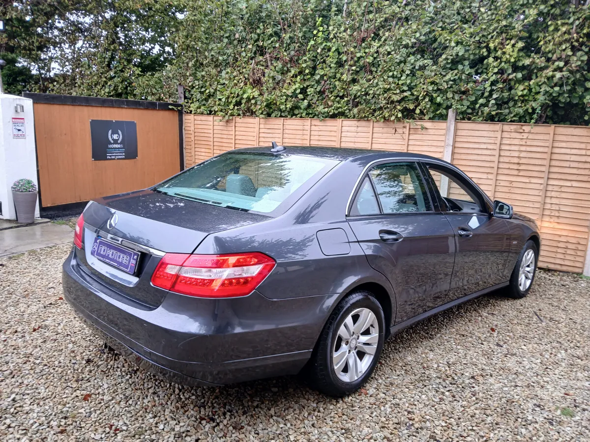 Mercedes-Benz E-Class Saloon, Diesel, 2012, Grey
