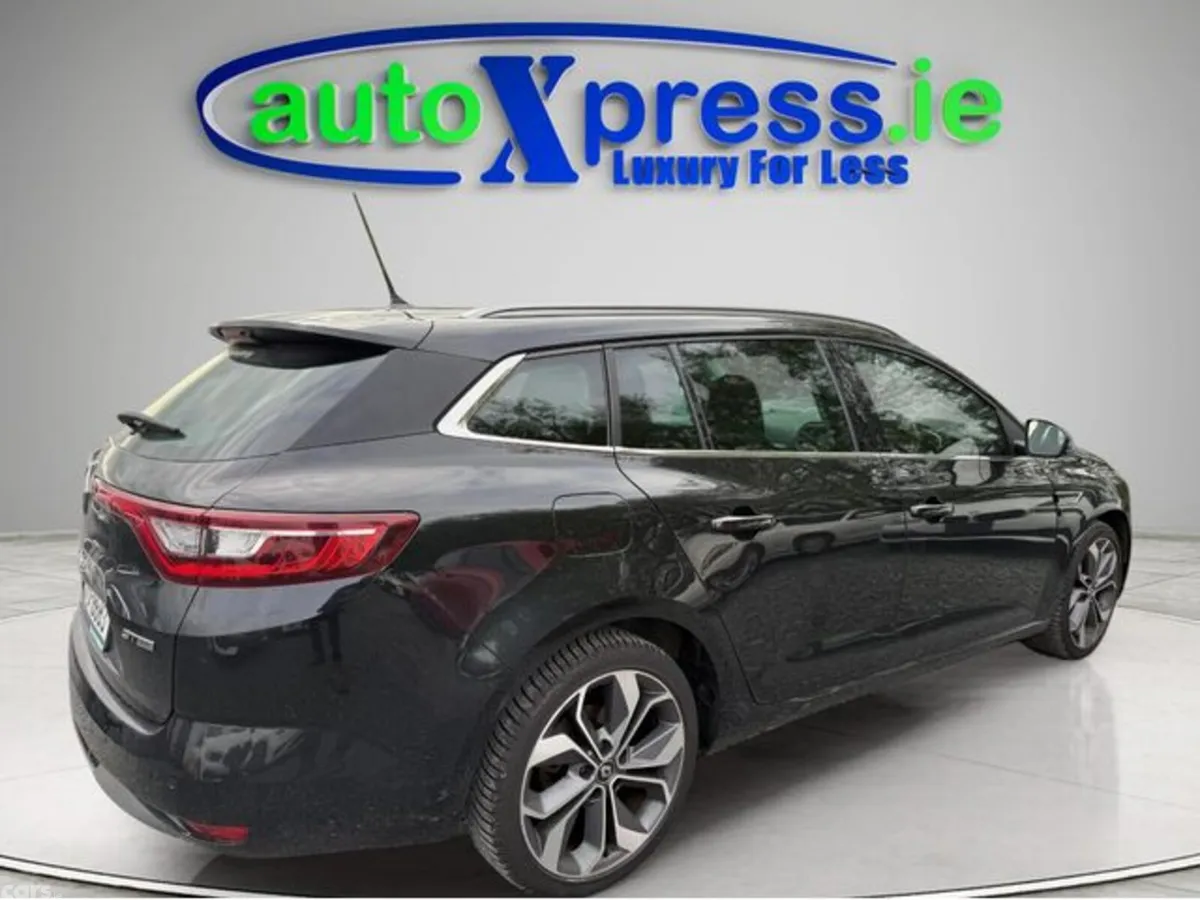 Renault Megane Estate, Petrol, 2021, Black