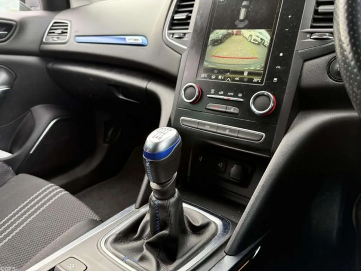 Renault Megane Estate, Petrol, 2021, Black
