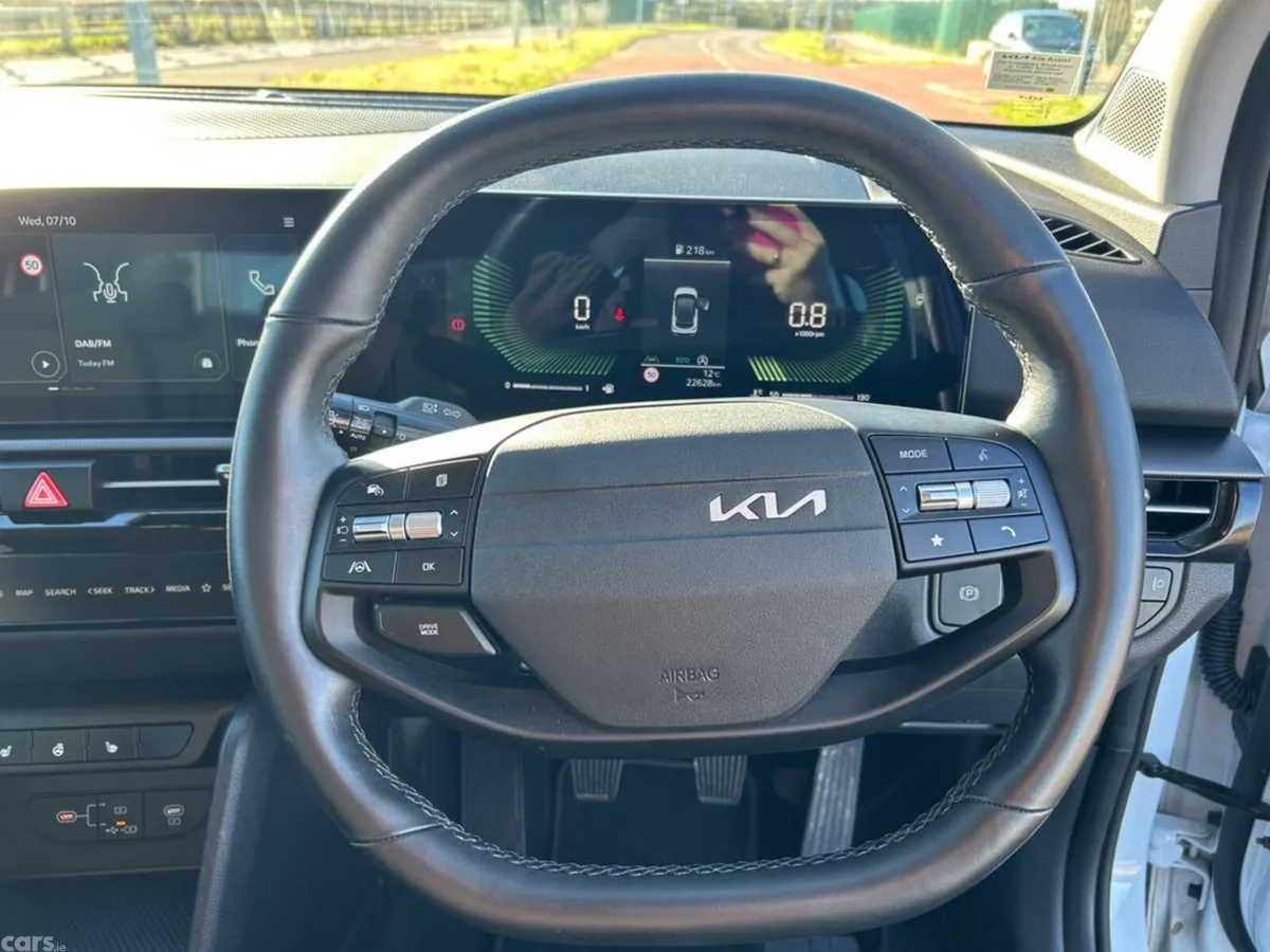 Kia Sportage SUV, Diesel Hybrid, 2026, White