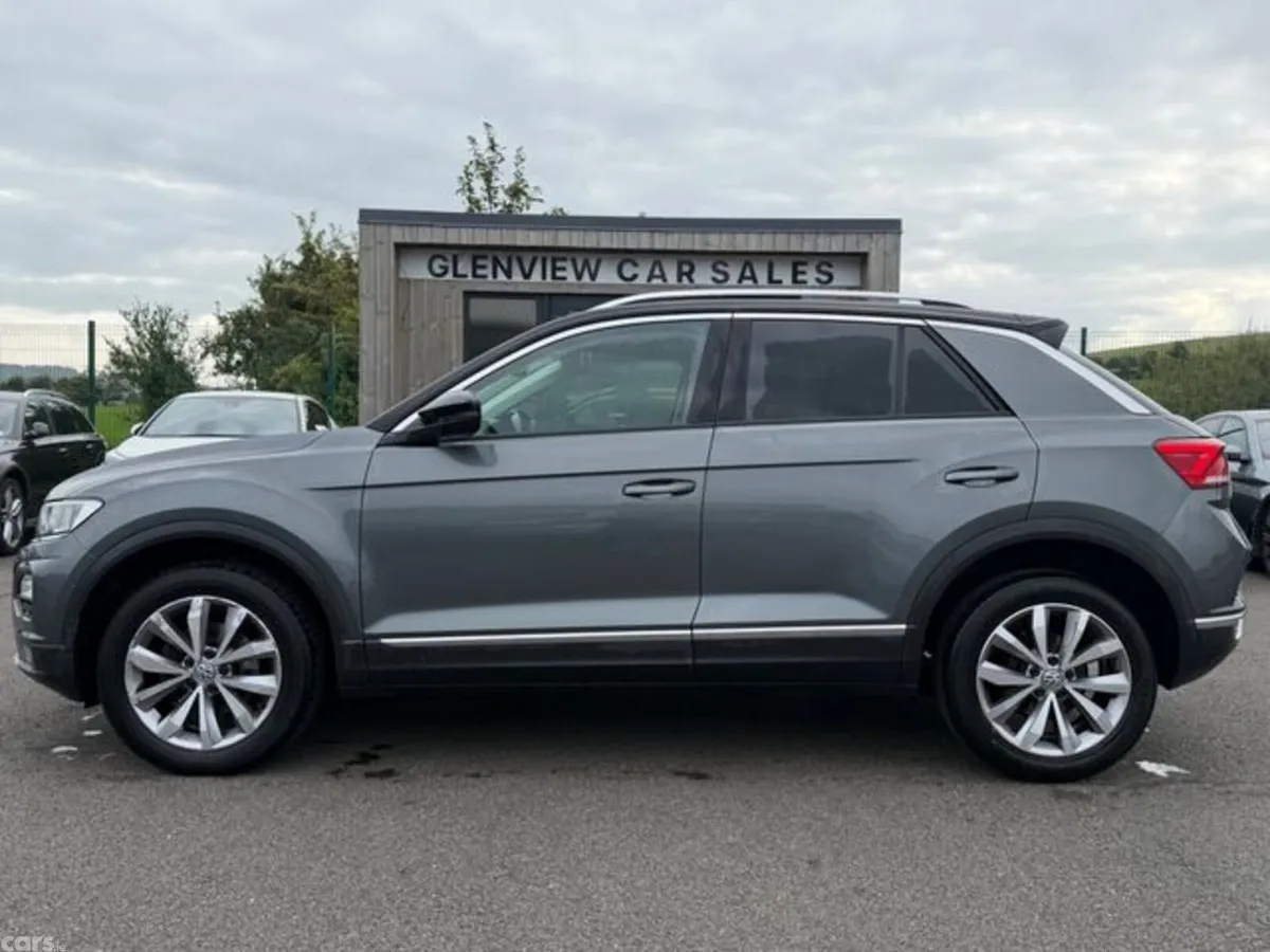 Volkswagen T-Roc Estate, Diesel, 2019, Grey