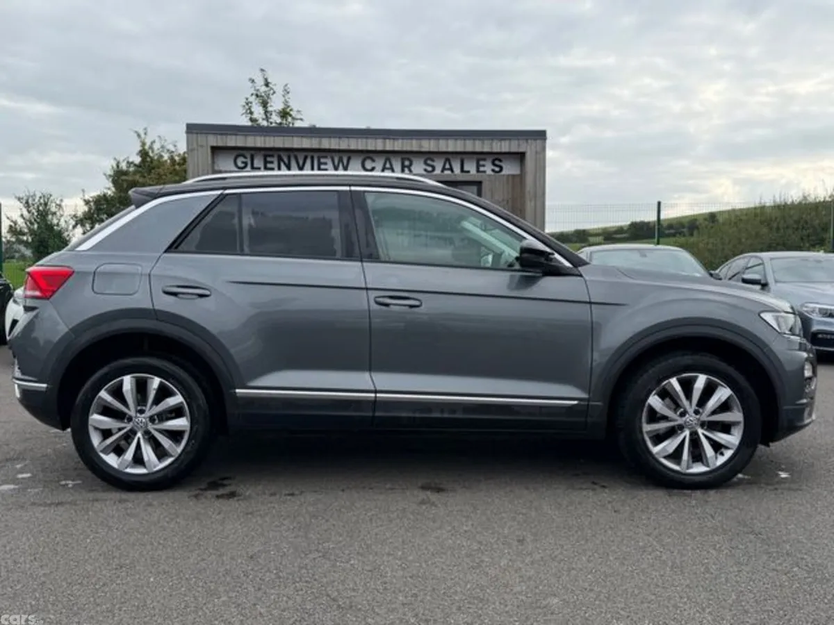 Volkswagen T-Roc Estate, Diesel, 2019, Grey