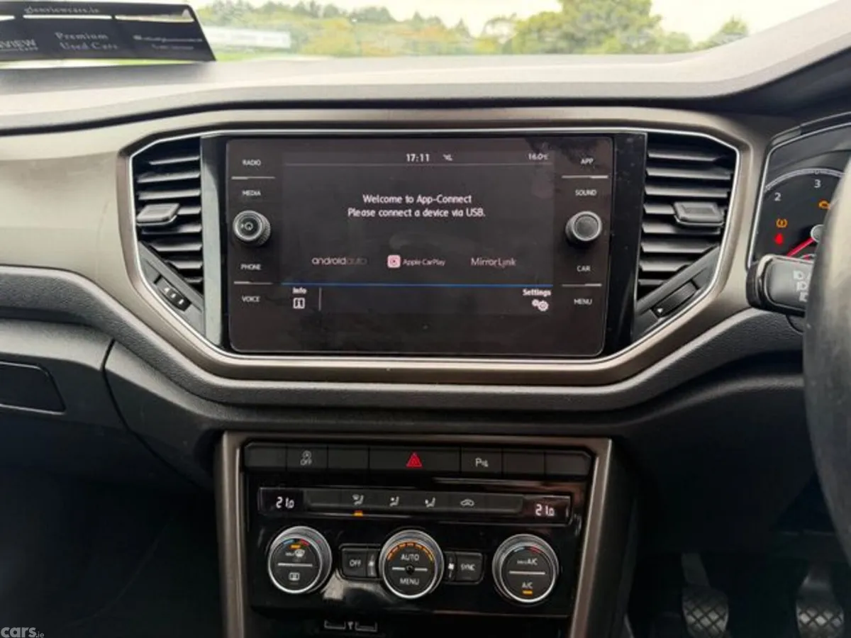 Volkswagen T-Roc Estate, Diesel, 2019, Grey