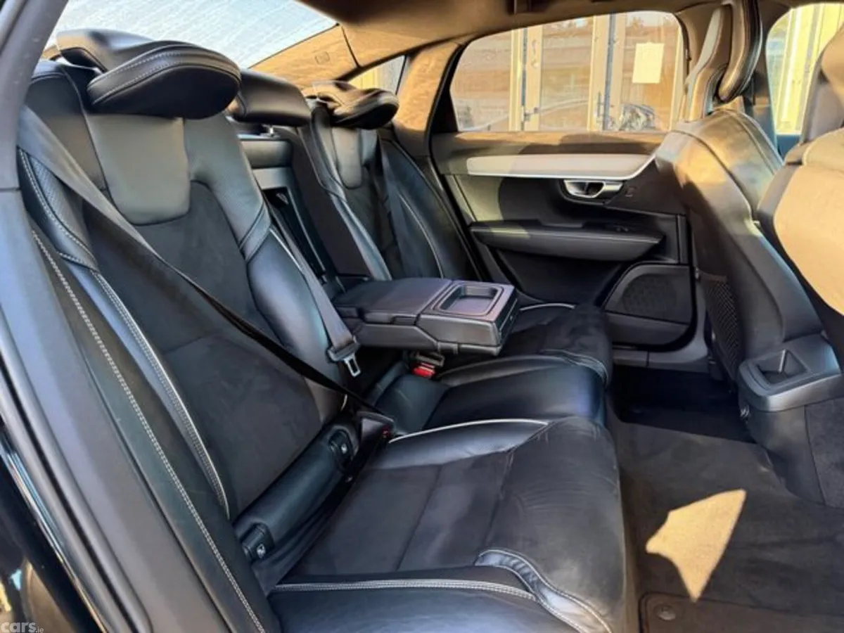 Volvo S90 Saloon, Diesel, 2018, Black
