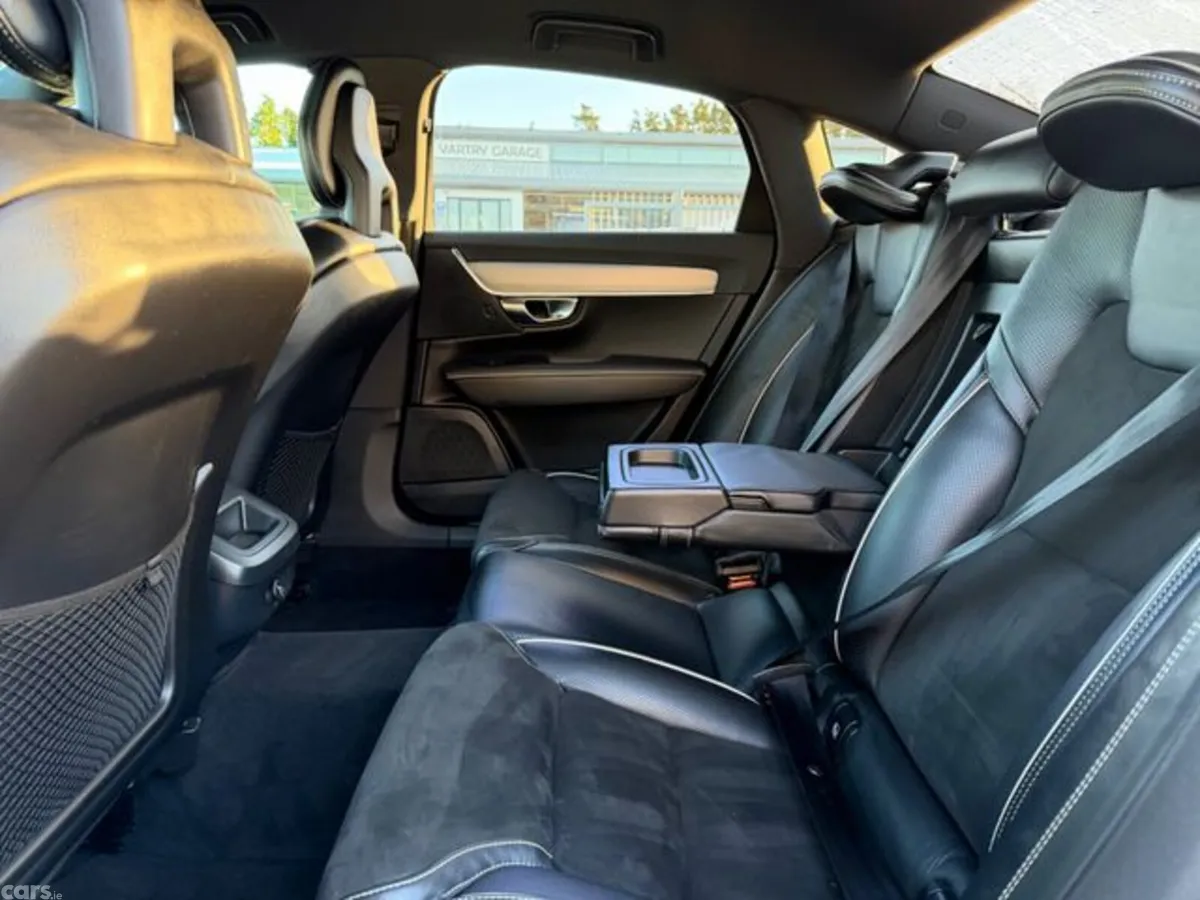 Volvo S90 Saloon, Diesel, 2018, Black