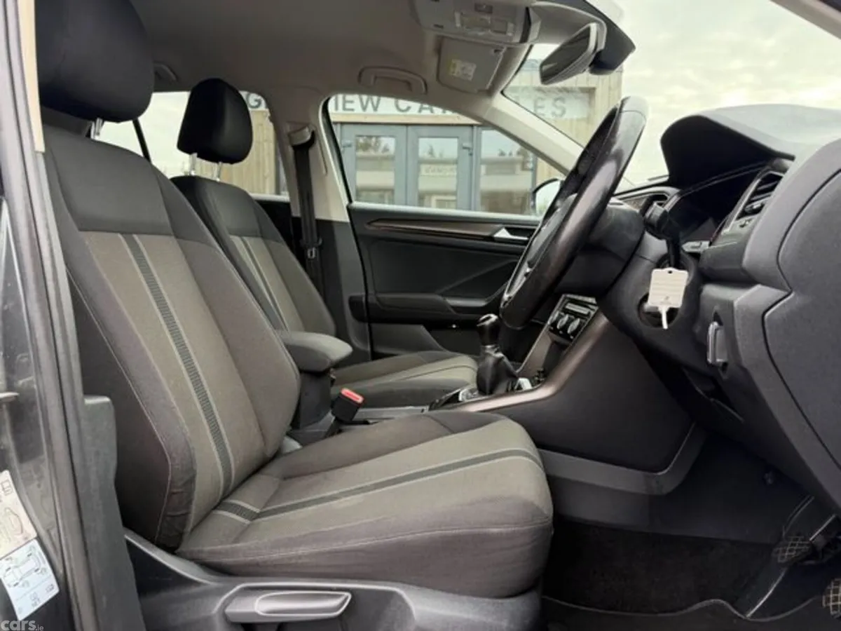 Volkswagen T-Roc Estate, Diesel, 2019, Grey