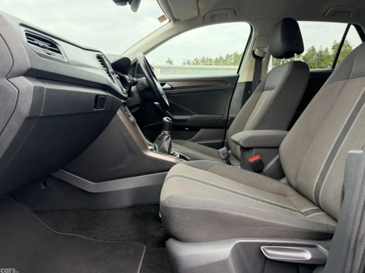 Volkswagen T-Roc Estate, Diesel, 2019, Grey