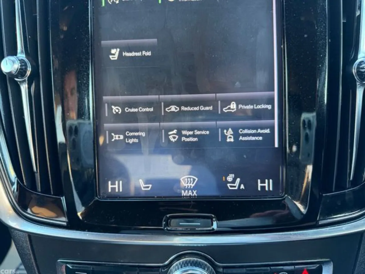 Volvo S90 Saloon, Diesel, 2018, Black