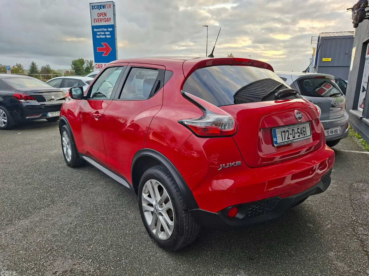 Nissan Juke SUV, Petrol, 2017, Red