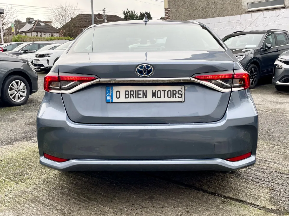 Toyota Corolla Saloon, Petrol Hybrid, 2024, Grey