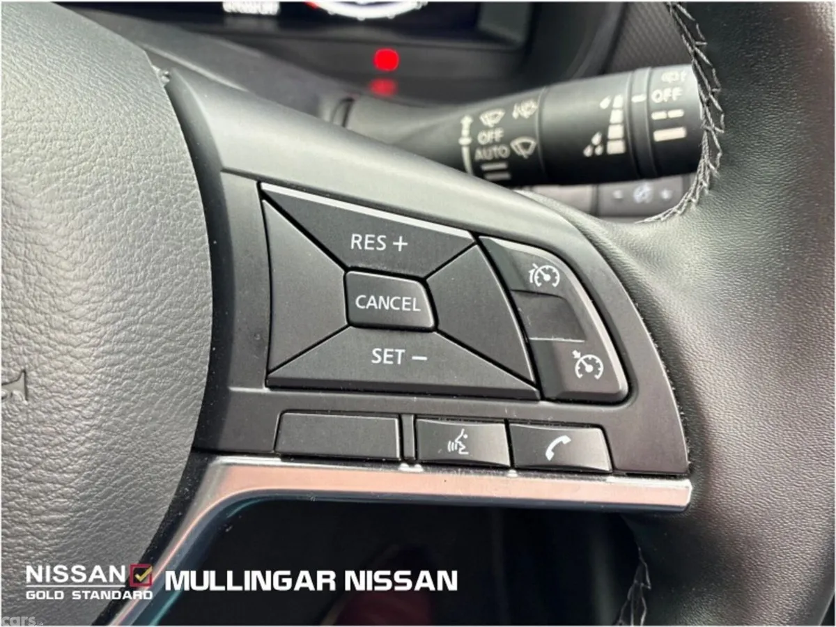 Nissan Juke SUV, Petrol Hybrid, 2026, White