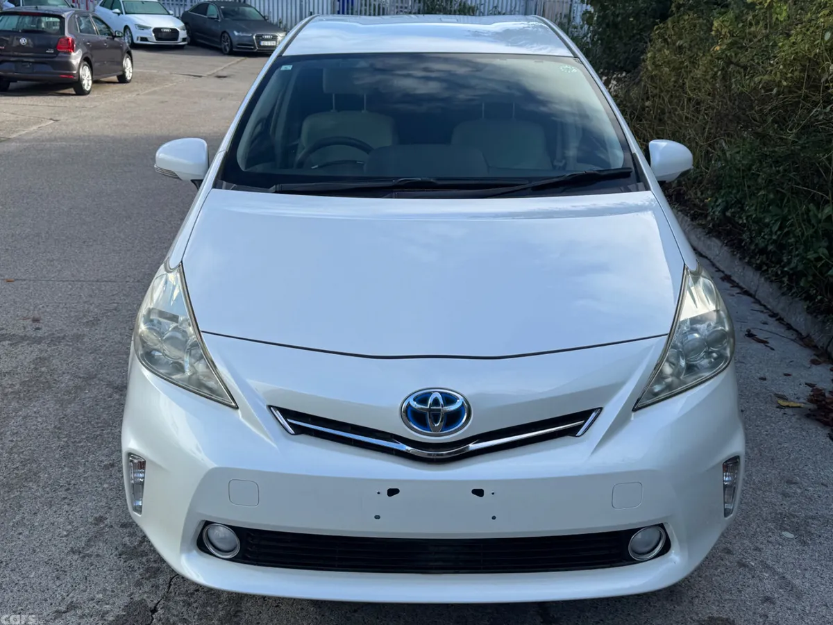Toyota Prius MPV, Petrol Hybrid, 2013, White