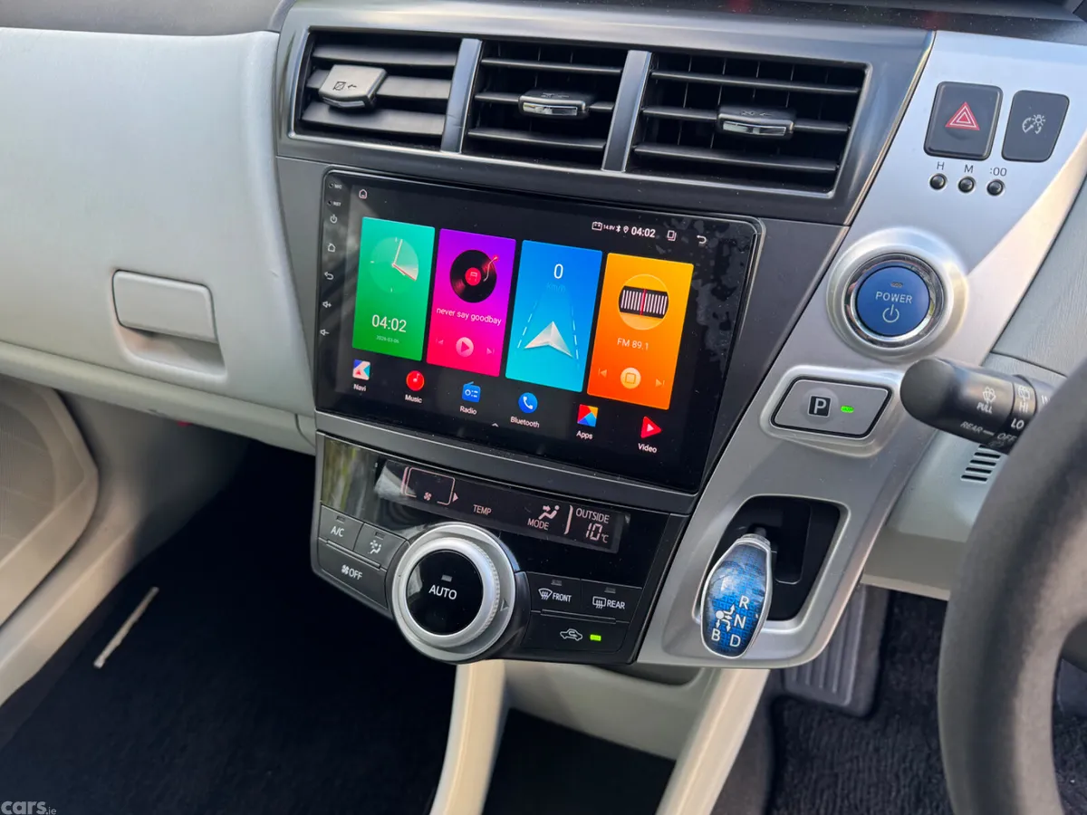 Toyota Prius MPV, Petrol Hybrid, 2013, White