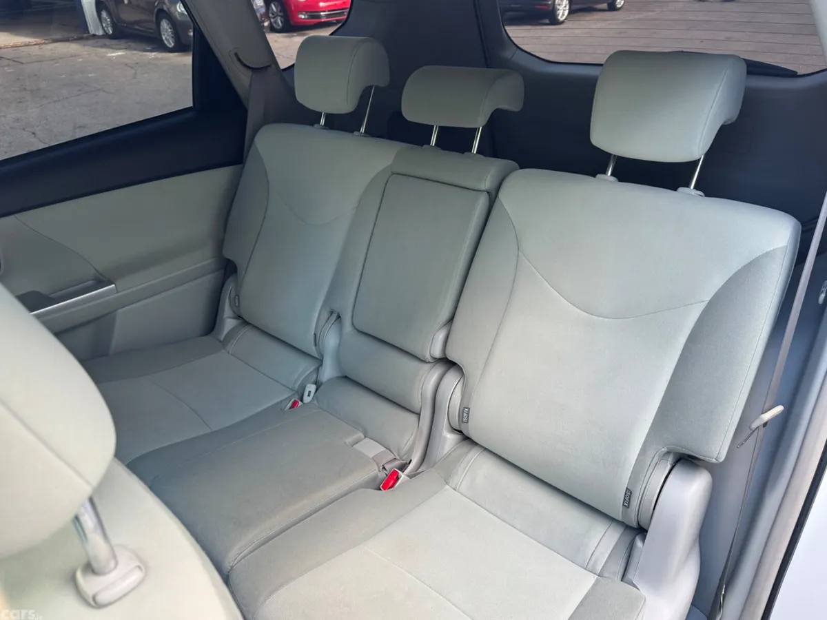 Toyota Prius MPV, Petrol Hybrid, 2013, White