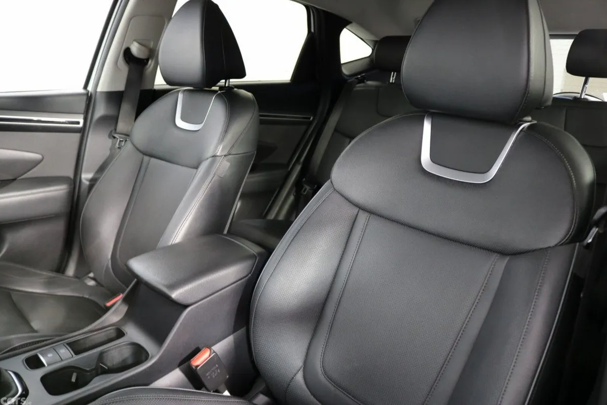 Hyundai Tucson SUV, Diesel, 2023, White