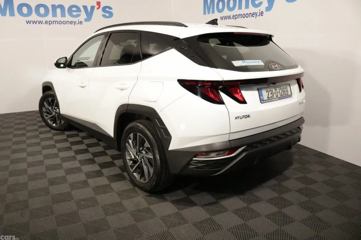 Hyundai Tucson SUV, Diesel, 2023, White