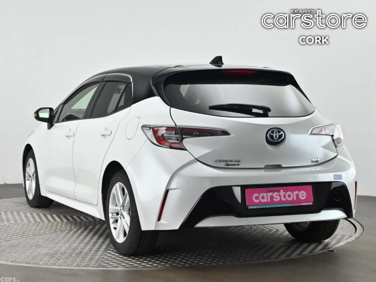 Toyota Corolla Hatchback, Petrol Hybrid, 2021, White