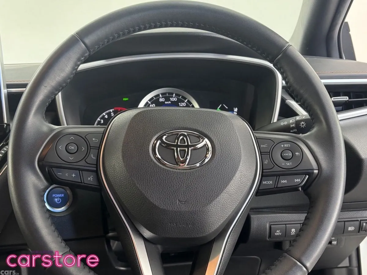 Toyota Corolla Hatchback, Petrol Hybrid, 2021, White
