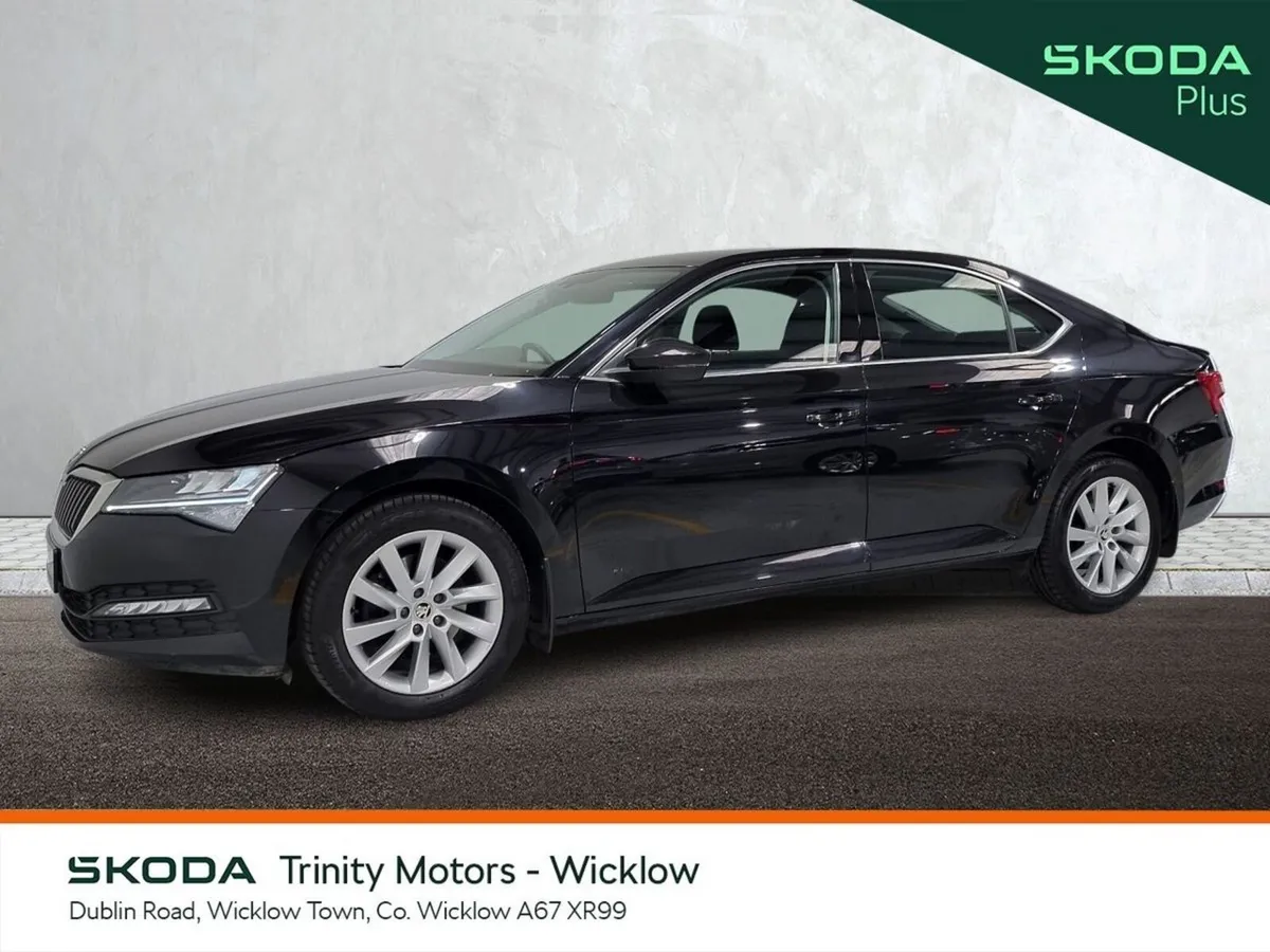 Skoda Superb Saloon, Petrol, 2024, Black