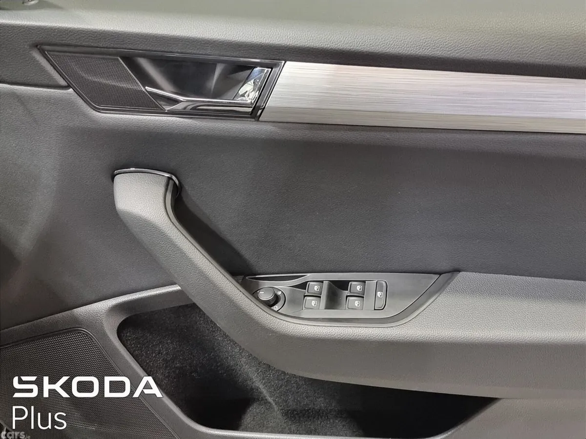 Skoda Superb Saloon, Petrol, 2024, Black