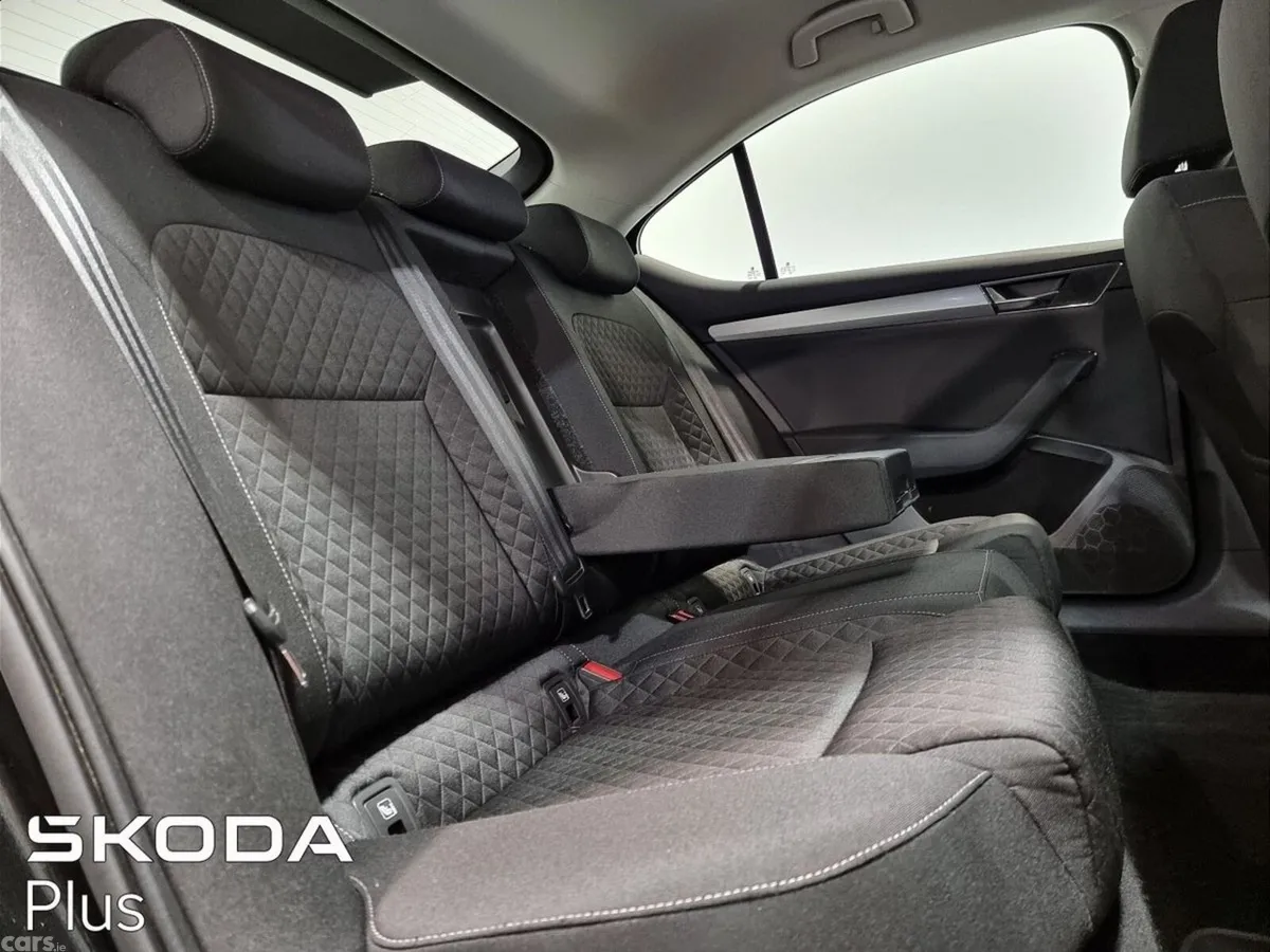 Skoda Superb Saloon, Petrol, 2024, Black