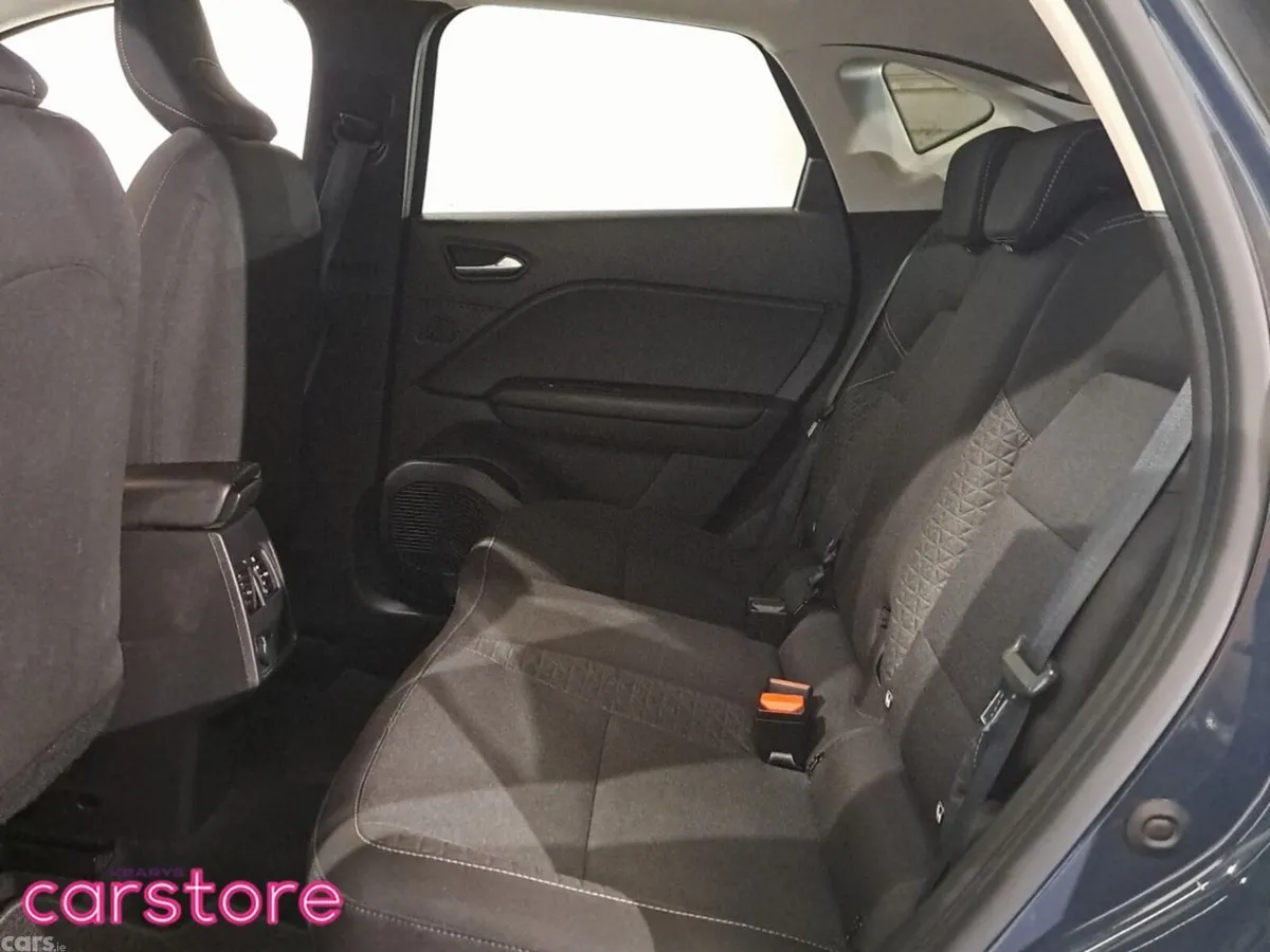 Renault Captur Hatchback, Petrol, 2024, Blue
