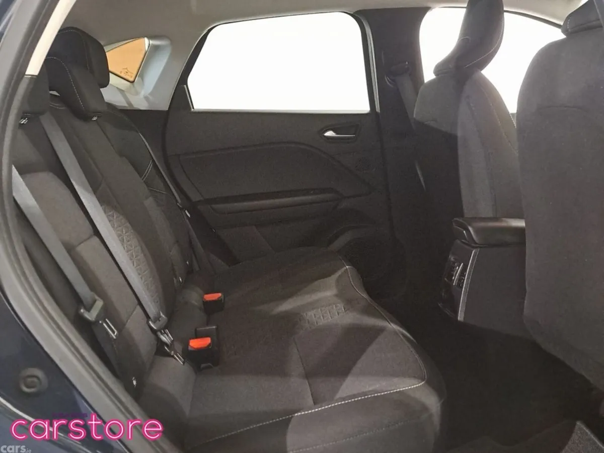 Renault Captur Hatchback, Petrol, 2024, Blue