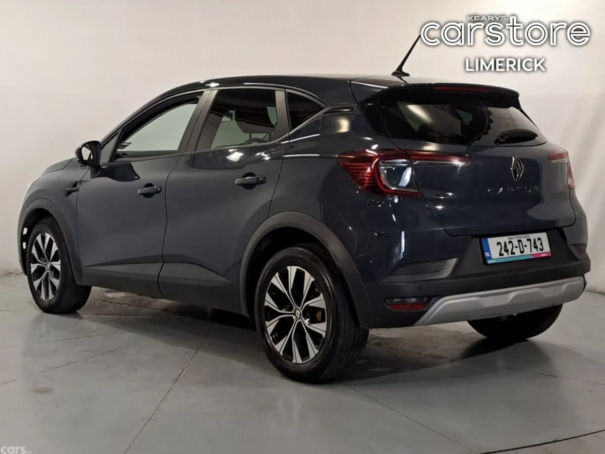Renault Captur Hatchback, Petrol, 2024, Blue