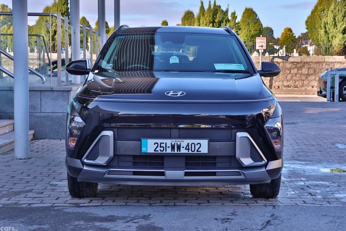 Hyundai KONA MPV, Petrol Hybrid, 2025, Black