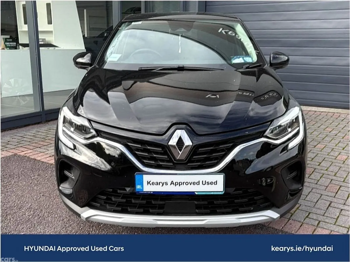 Renault Captur SUV, Petrol, 2023, Black