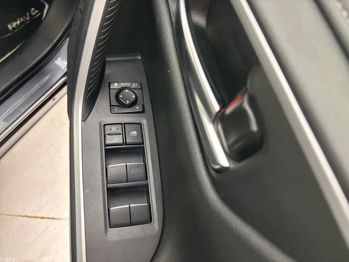 Toyota RAV4 SUV, Petrol Hybrid, 2022, Grey