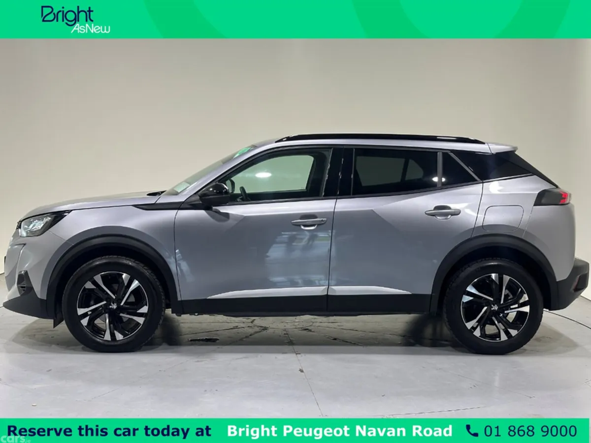 Peugeot 2008 MPV, Petrol, 2022, Grey