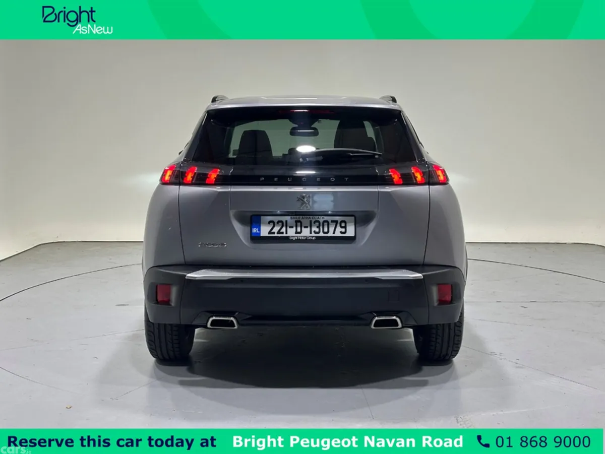 Peugeot 2008 MPV, Petrol, 2022, Grey