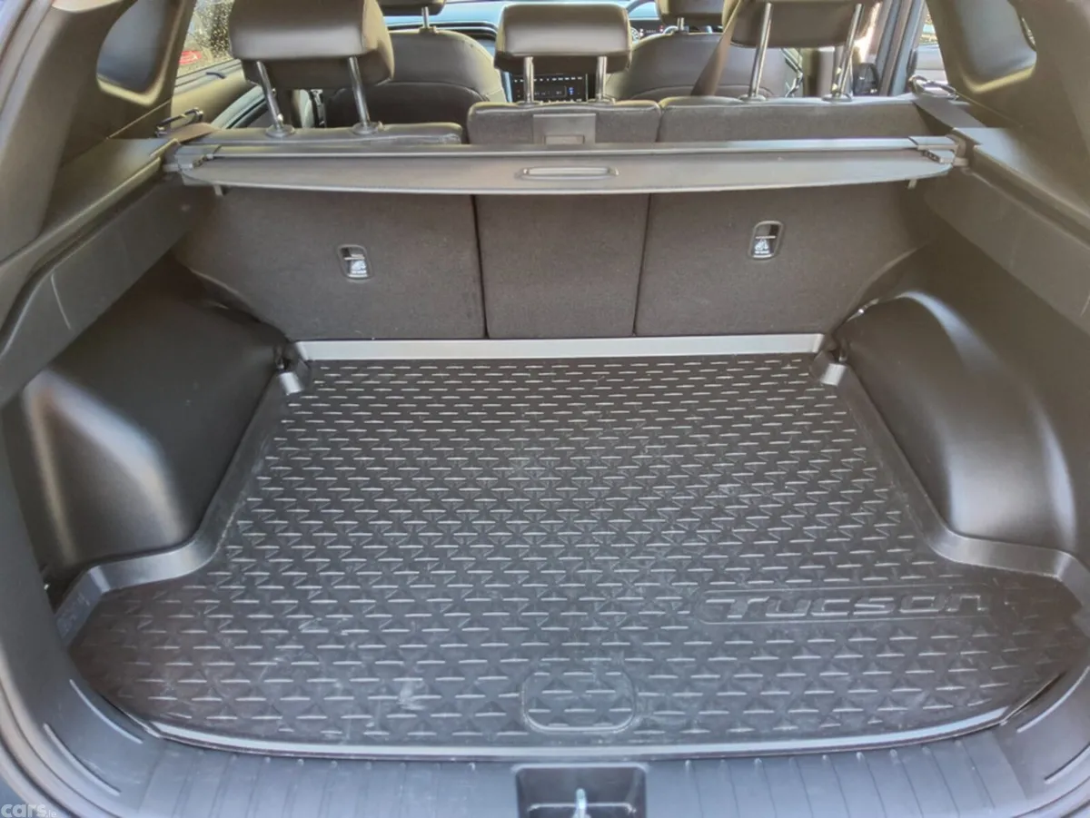 Hyundai Tucson SUV, Petrol Hybrid, 2024, Blue