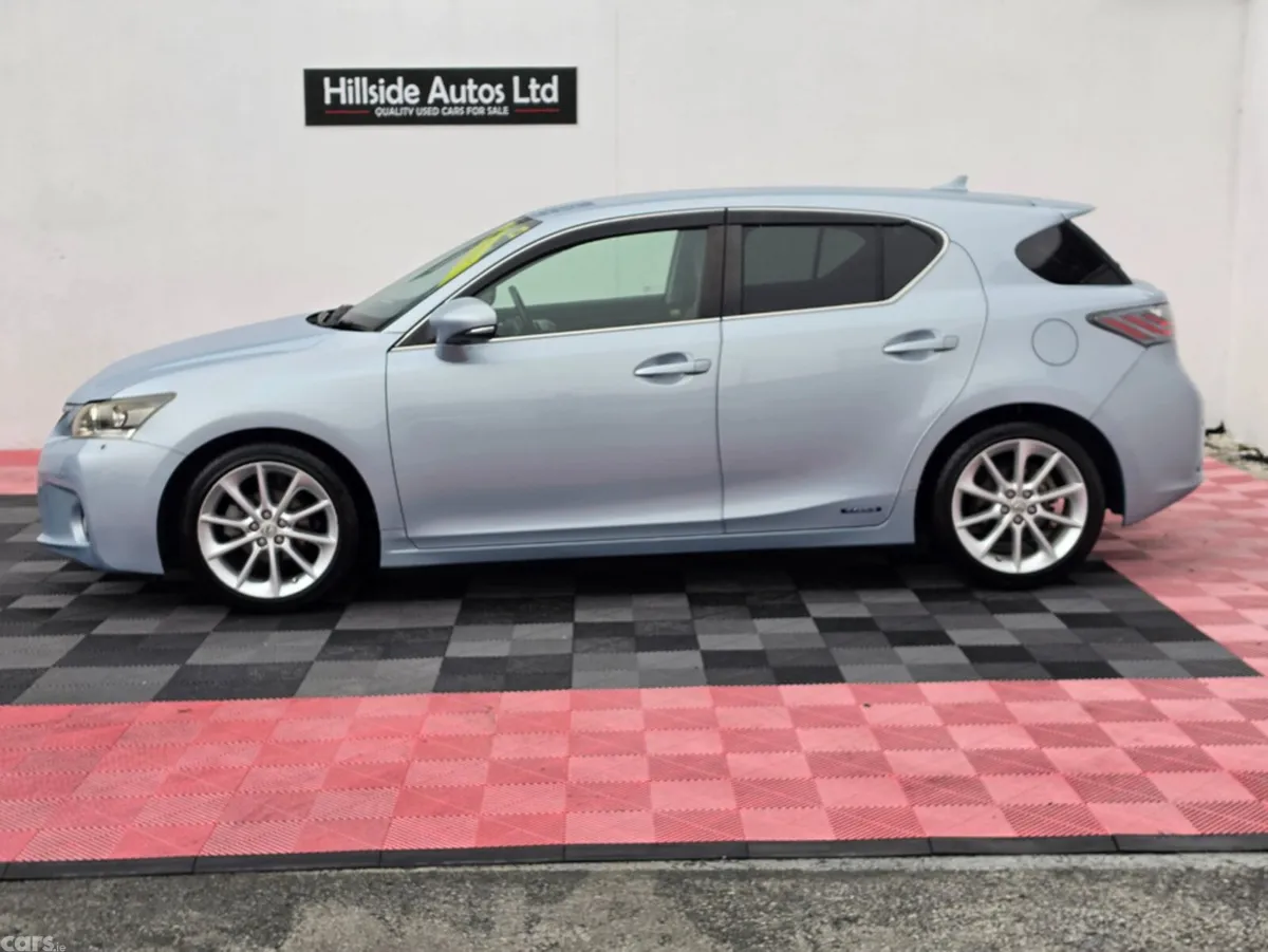 Lexus CT Hatchback, Petrol Hybrid, 2012, Blue